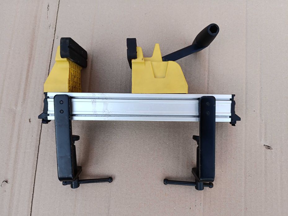 Imadło przenośne Stanley Quick Clos modelarskie dla majsterkowicza