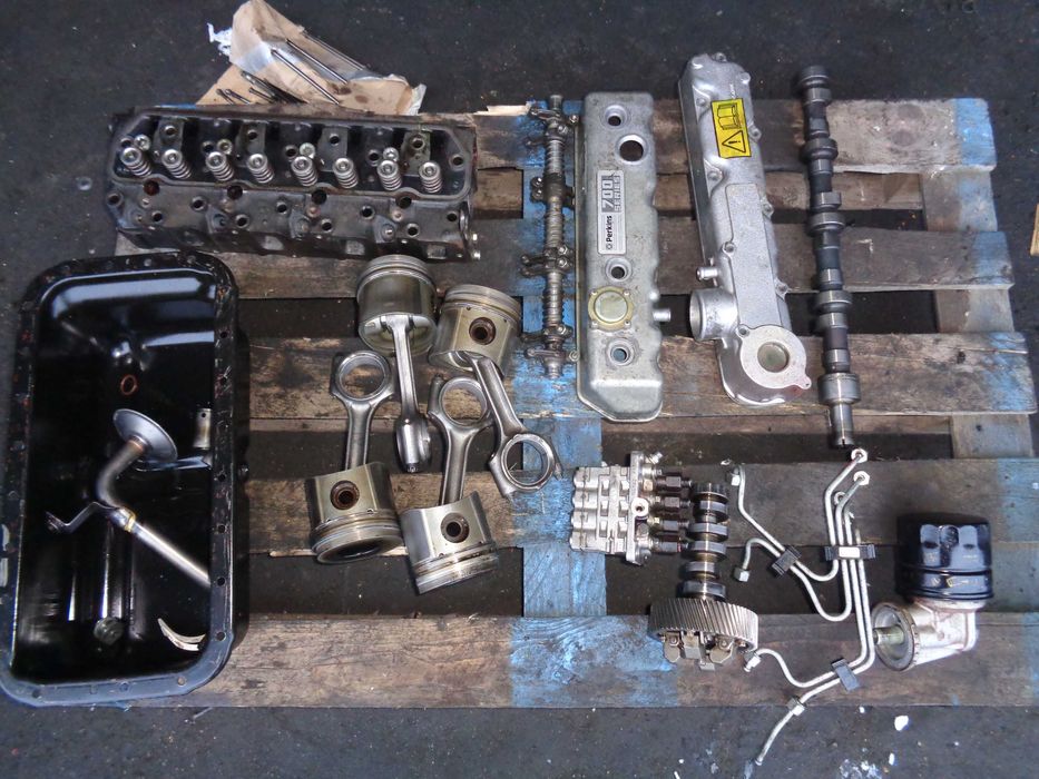 Korbowód Silnik PERKINS 700 UA 704-30 CAT Caterpillar 3034 części