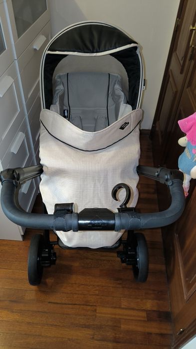 Carrinho de bebé + Ovo Bébécar Hip-Hop Tech