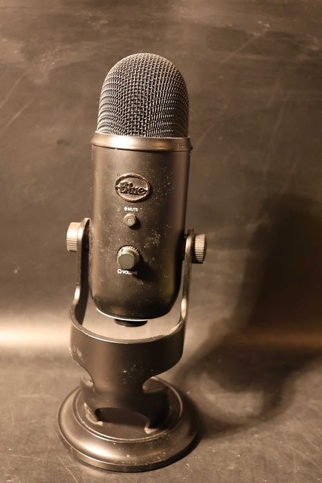 Blue Microphones Yeti Blackout