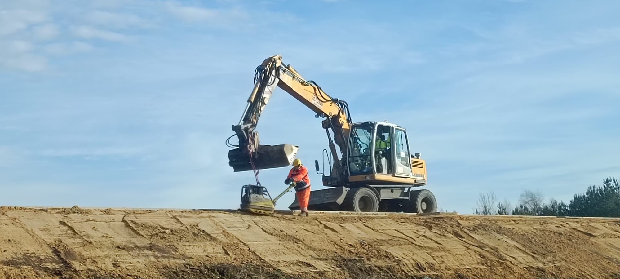 Brukarstwo,Usługi budowlane, roboty ziemne, koparką, koparko ładowa