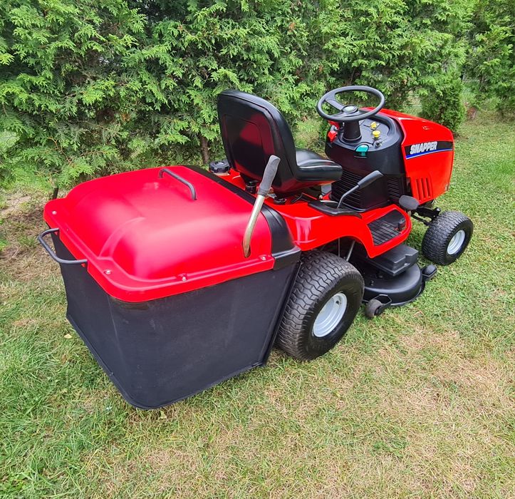 Piękny profesjonalny traktorek kosiarka SNAPPER 19 KM pompa oleju Duży