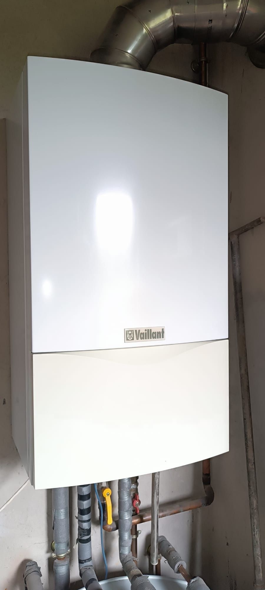 Piec kocioł gazowy Vaillant VU 200 Plus