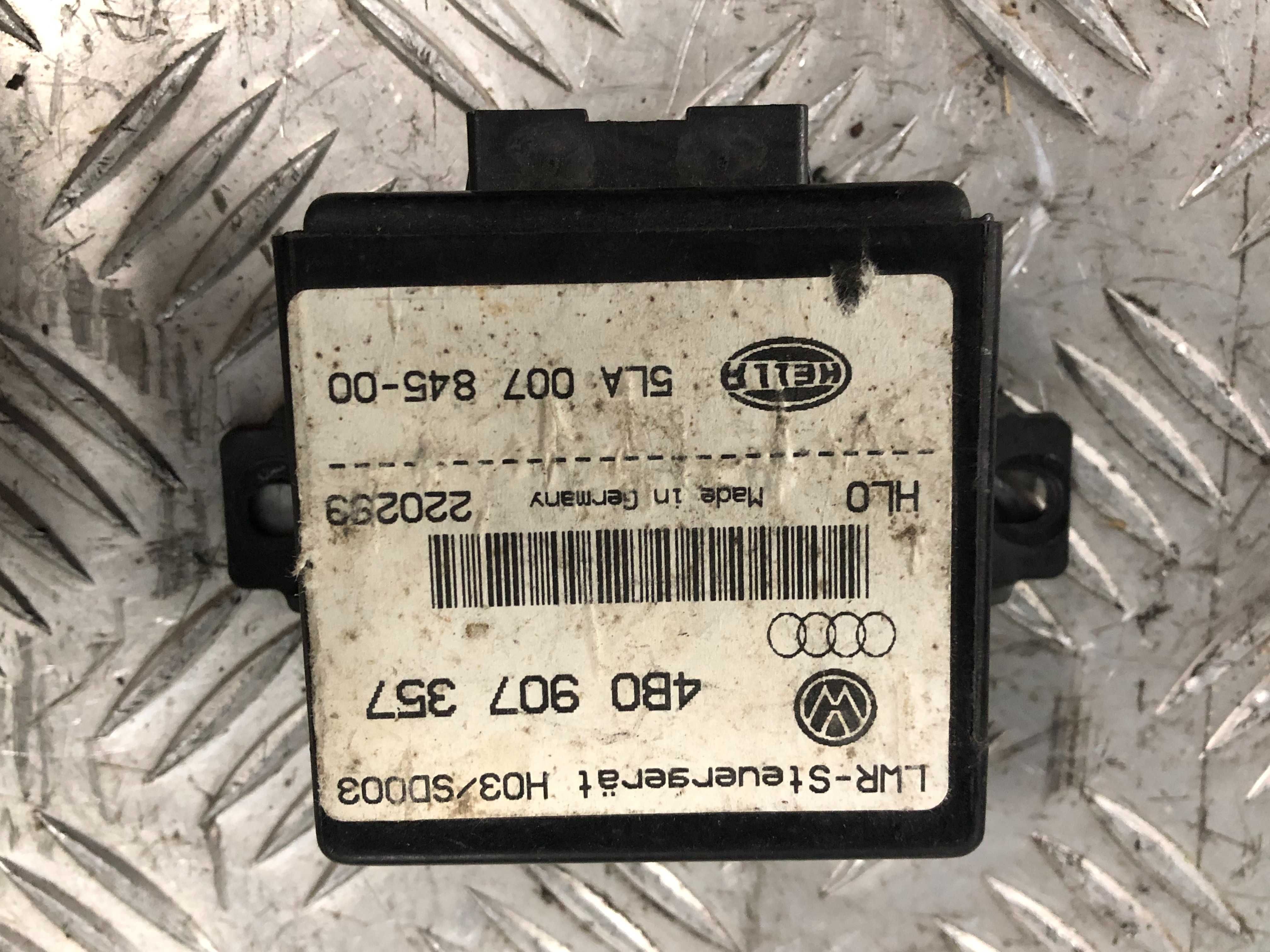 Moduł sterownik świateł Audi A6 C5 A4 B5 B6 TT 8N A8 D2