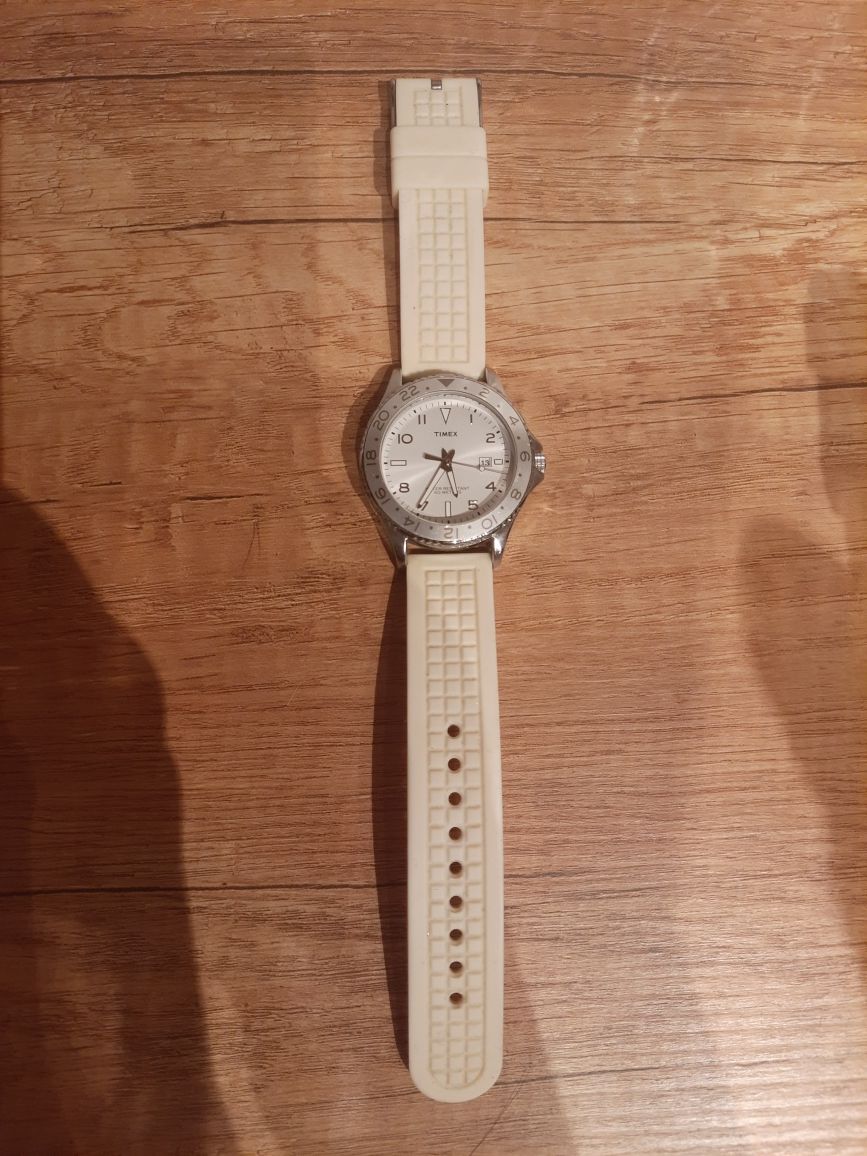 Zegarek Timex biały