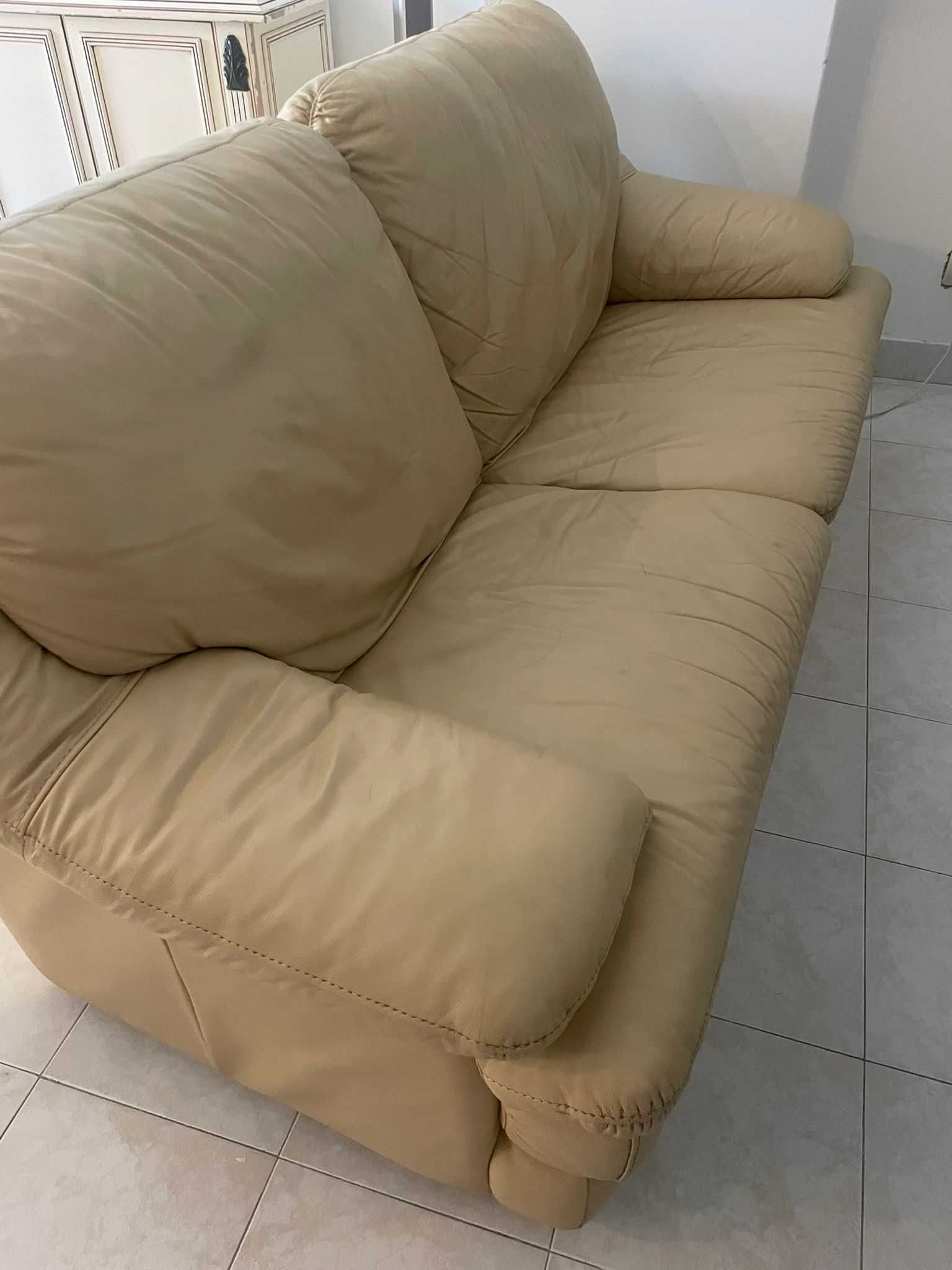 Sofa pele verdadeira