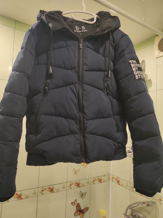 Продам зимнюю куртку