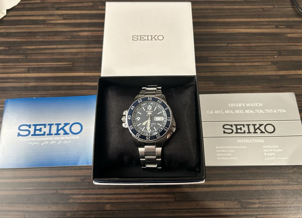 Seiko 5 Sports 7s36  - SKZ209J1