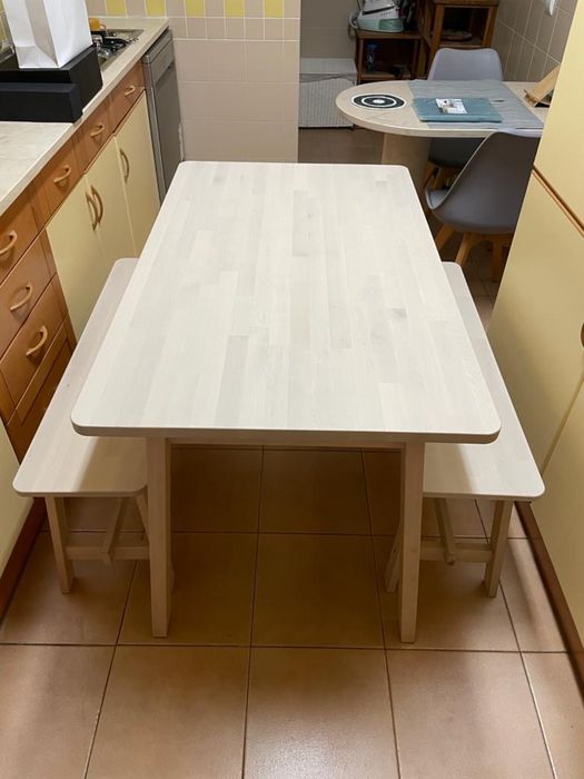 Mesa Cozinha c/ 2 Bancos Ikea