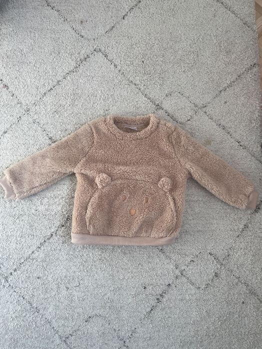 Sweter marki SO Cute dla niemowlaka