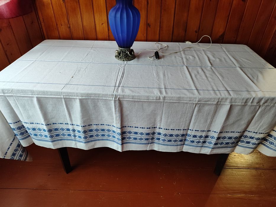 Різдвяна вишита скатертини 150 см на 210 см