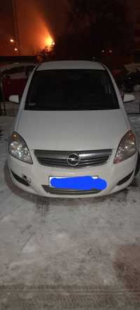 Opel zafira 2008