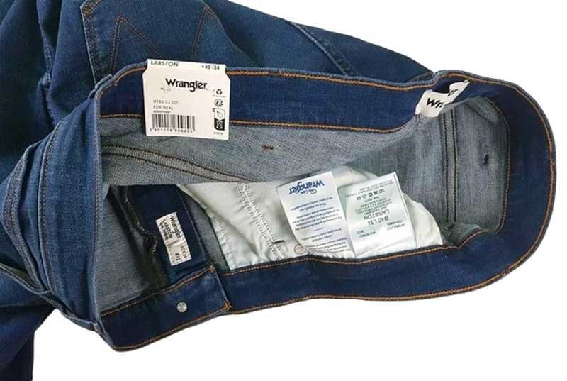 Męskie jeansy Wrangler Larston -Slim Tapered nowe oryginalne - W40/L34