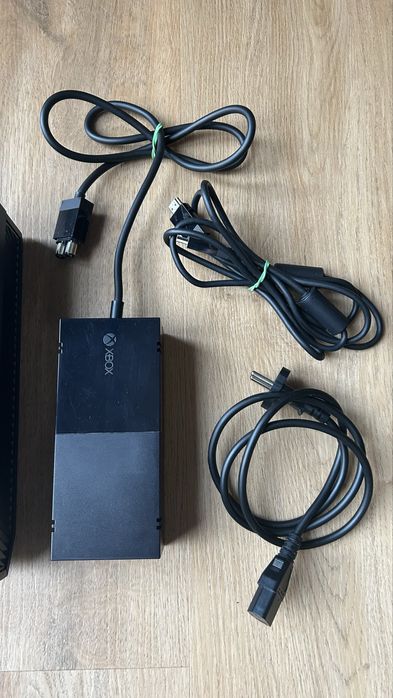 Xbox One 2 pady 100% sprawna