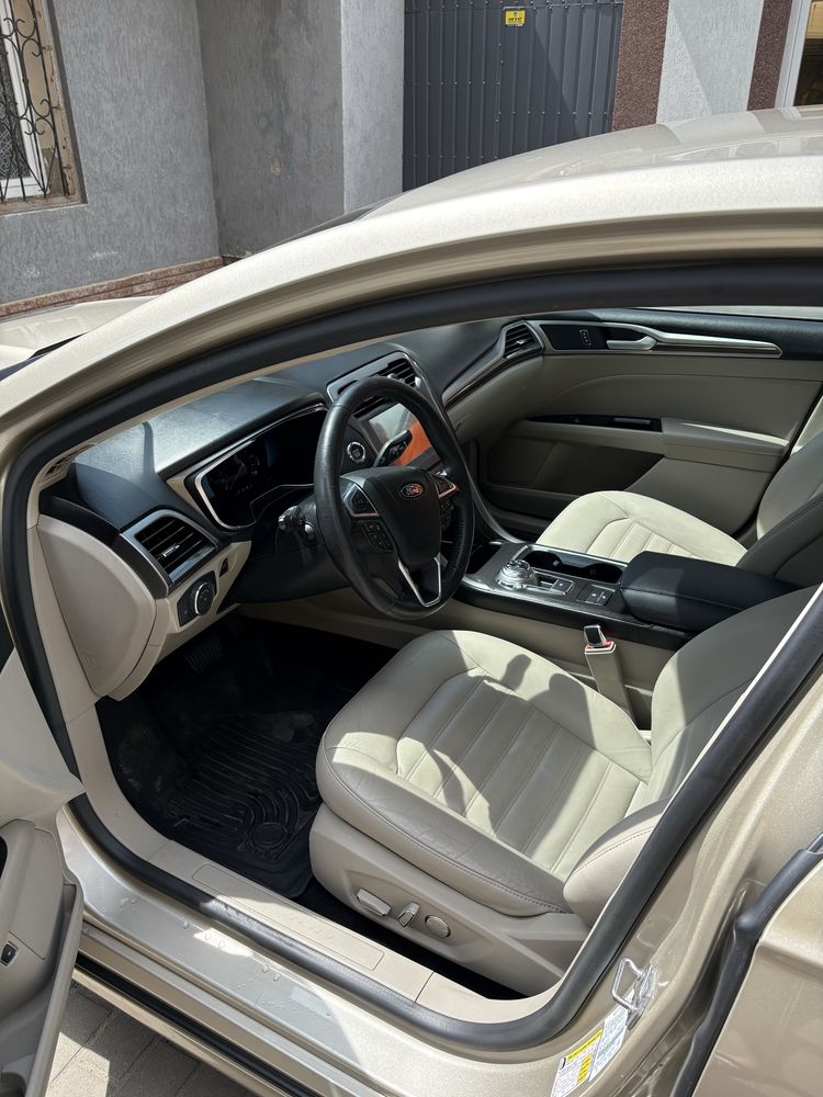 ford fusion hybrid 2018