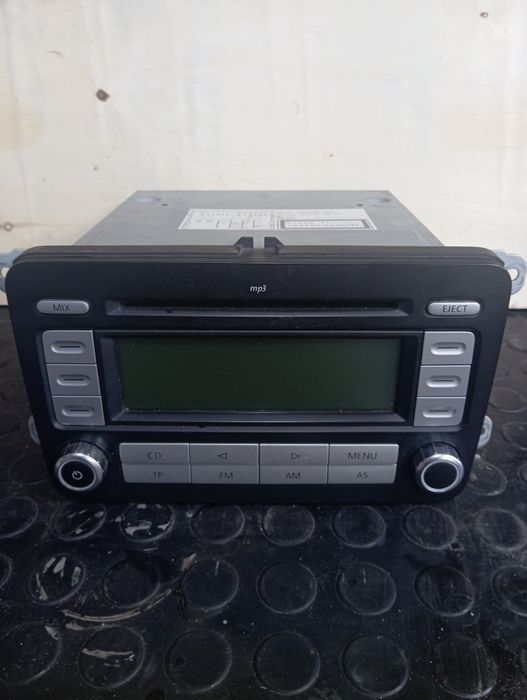 Radio CD MP3 VW Passat B6 Golf 5 Tiguan Touran Caddy Eos Scirocco