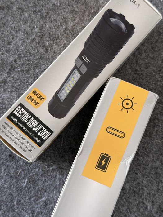 Lanterna LED com 5 modos