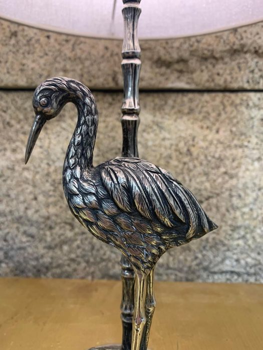 Candeiro em prata com garça