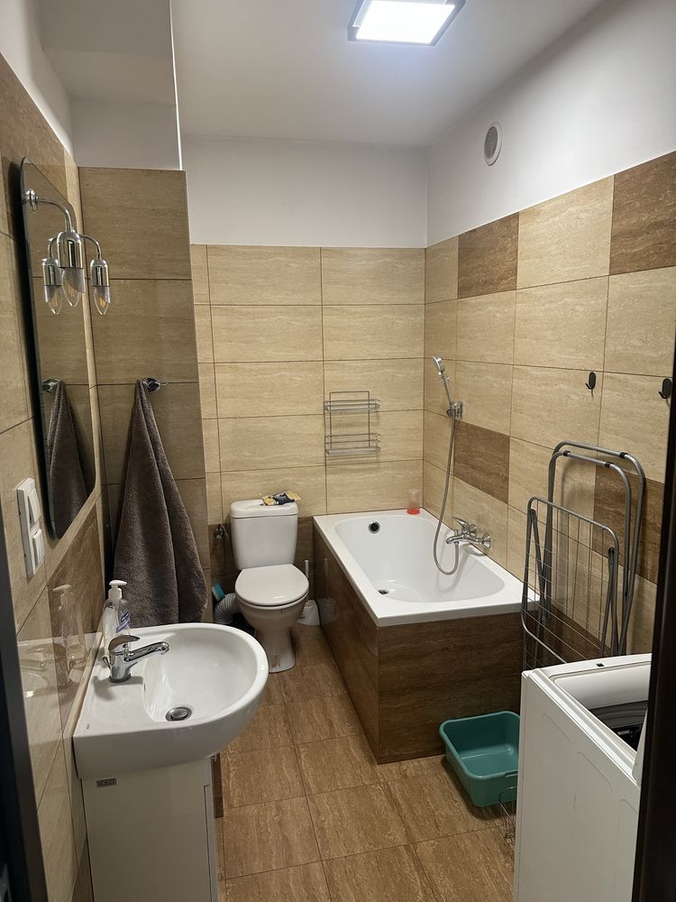 Wynajmę Kawalerkę Mieszkanie 28M Obrońców Pokoju