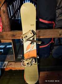 Deska snowboardowa Burto Cruzer 61 + wiązania