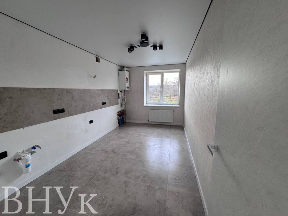 2-кімнатна Квартира у Новобудові з Панорамними Вікнами, Кутківці!