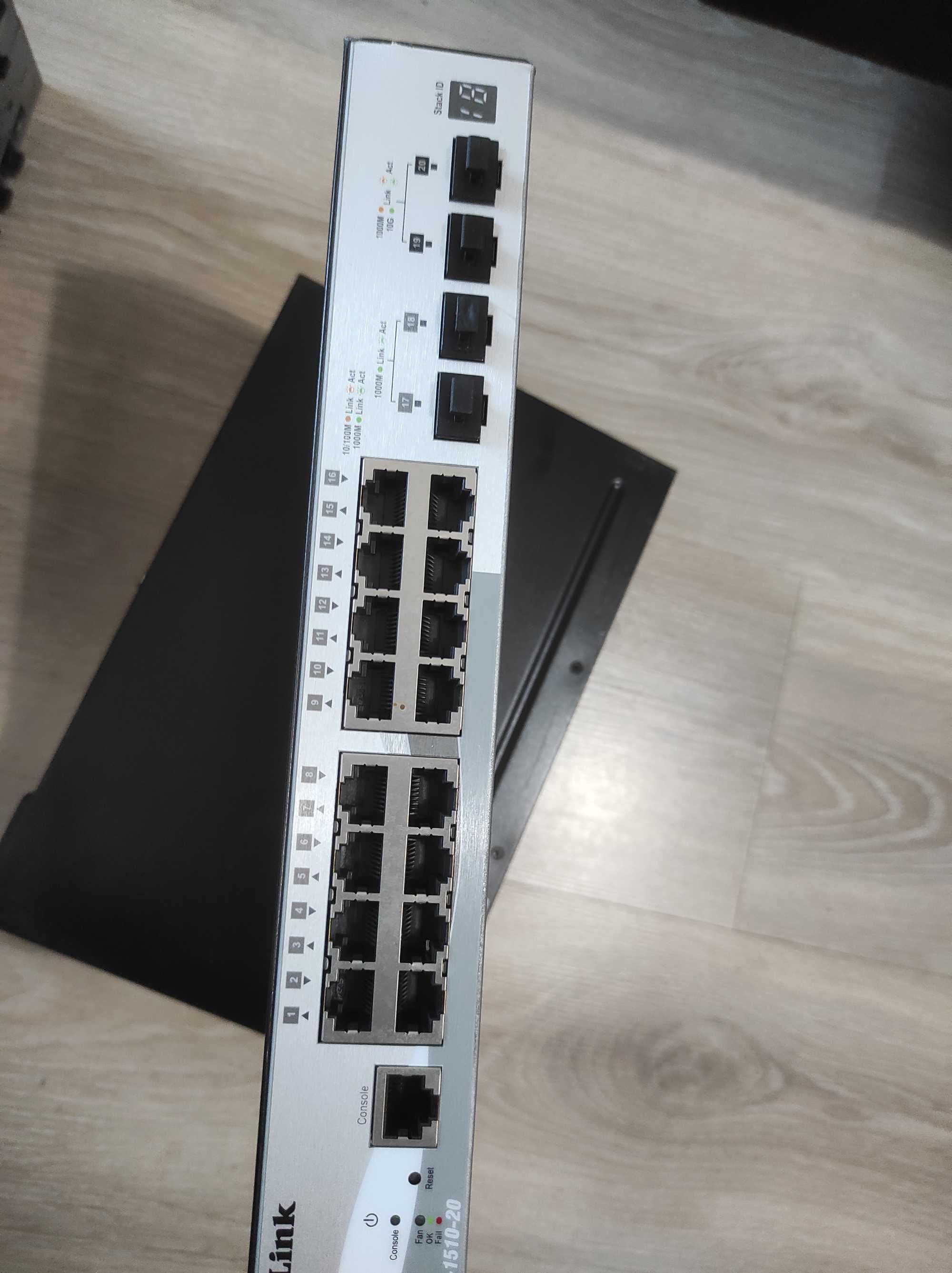 продам D-Link DGS 1510 20 (коммутатор L2+ с 2 портами 10G SFP+)