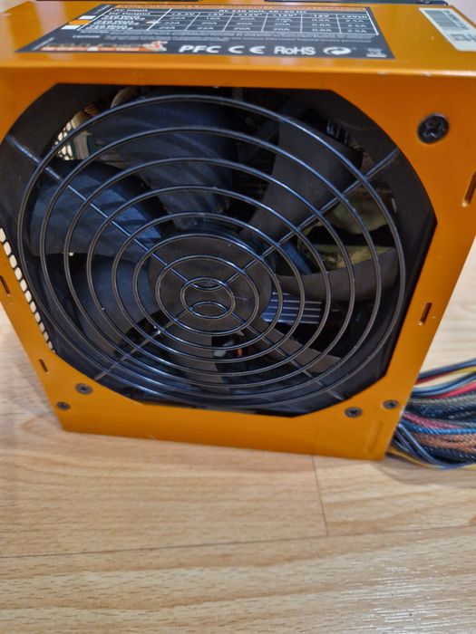 650W 24+8(4+4)/3sata/6molex/6+8(6+2)відео  Блок живлення для компьютер