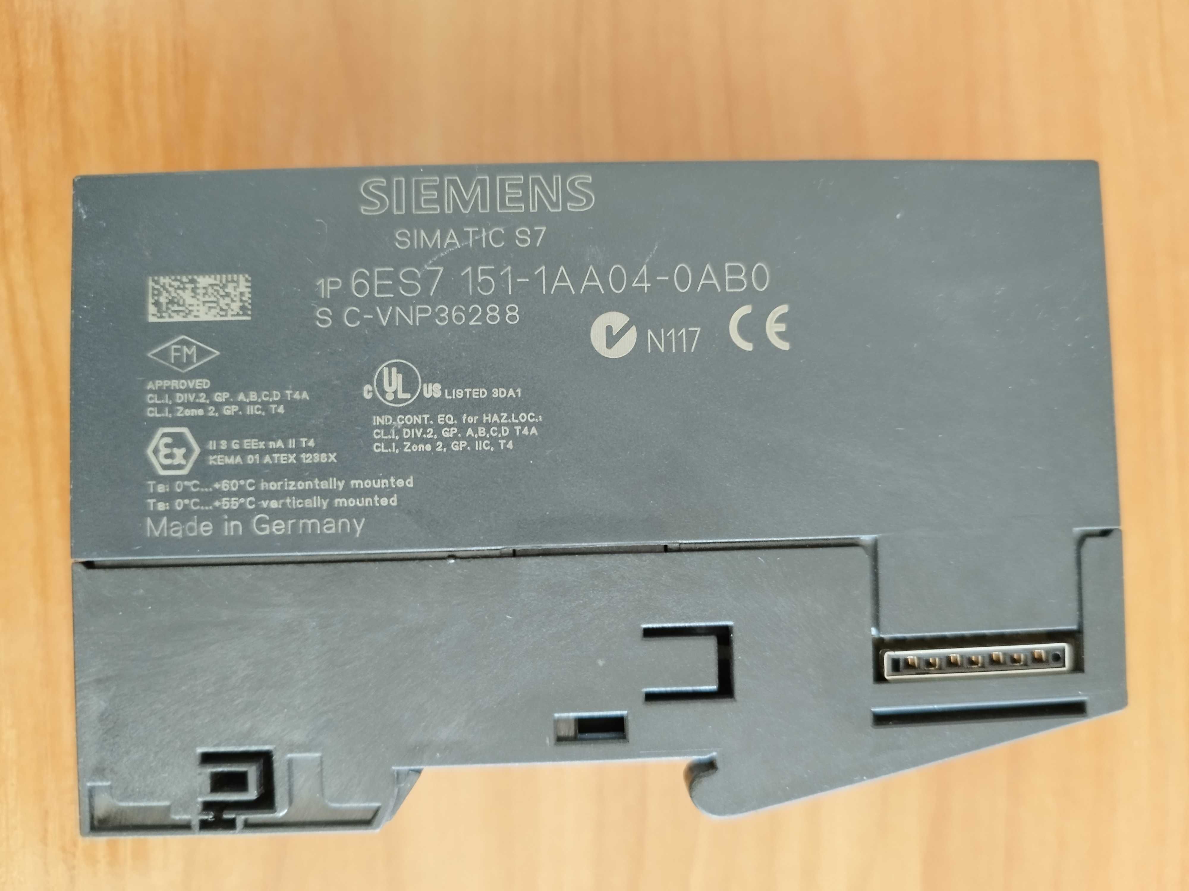 ET 200S Moduł IM 151-1 STANDARD 6ES7 151-1AA04-0AB0 szt.5
