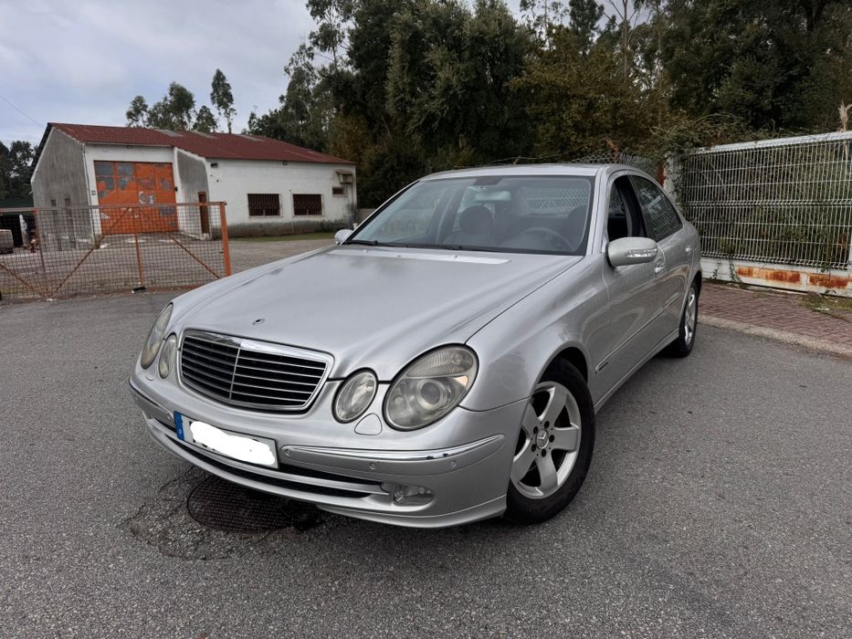 Mercedes Benz E220
