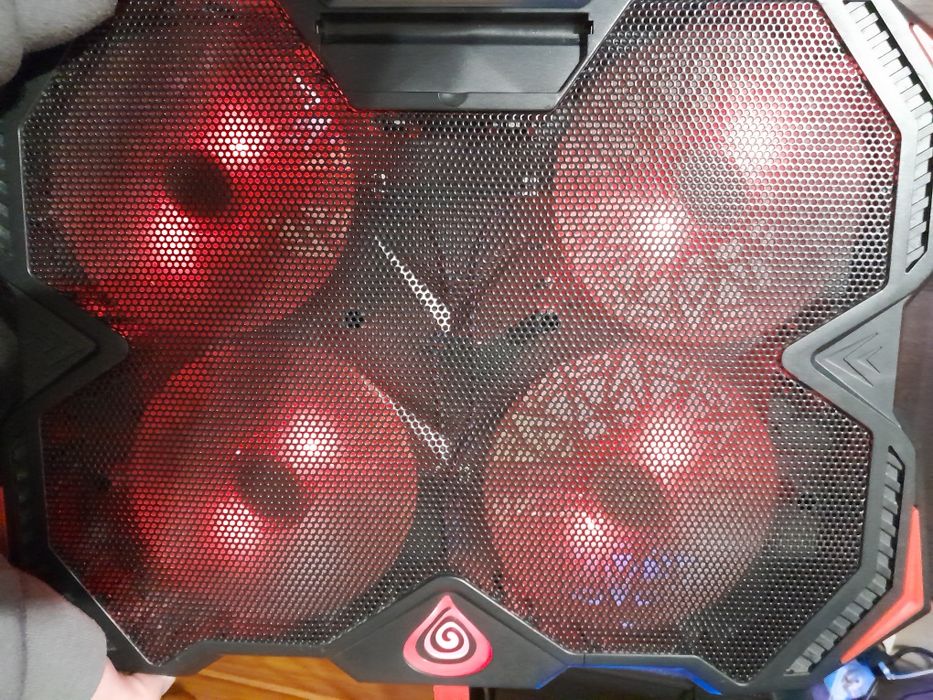 Podkladka chłodząca pod laptop GENESIS