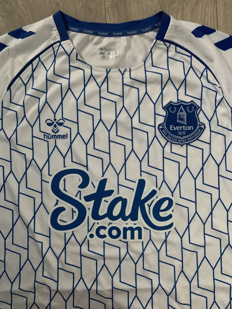 biała koszulka Hummel Everton premier league 2022/2023