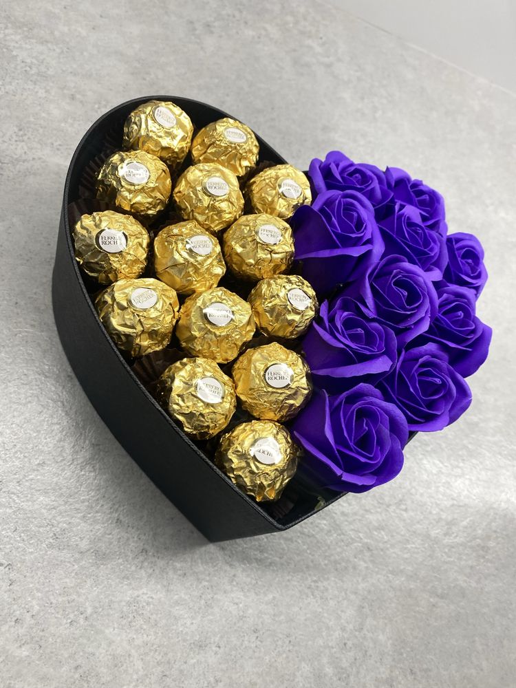 Serce róże mydlane ferrero rocher praliny prezent flowerbox