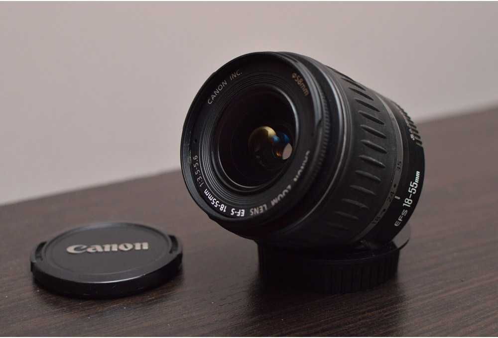 Canon EOS 300D дзеркальний / Новий Canon EF-S 18-55 mm f3.5-5.6