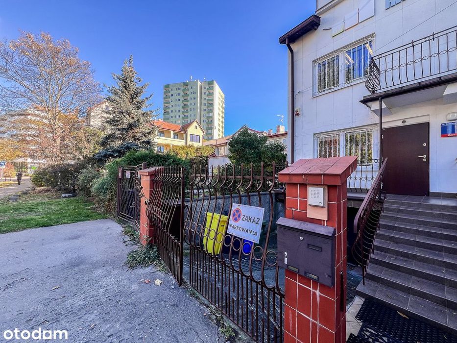 Biuro | 212 m² | 6 pokoi | metro | piwnica