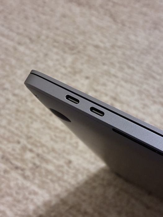 Macbook pro 16 2019 i9/5500M 32/512