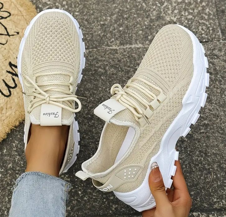 Buty sportowe damskie