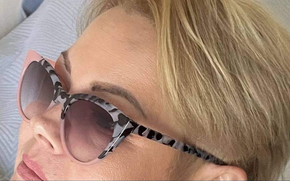 +4 Елегантні окуляри з сірими лінзами