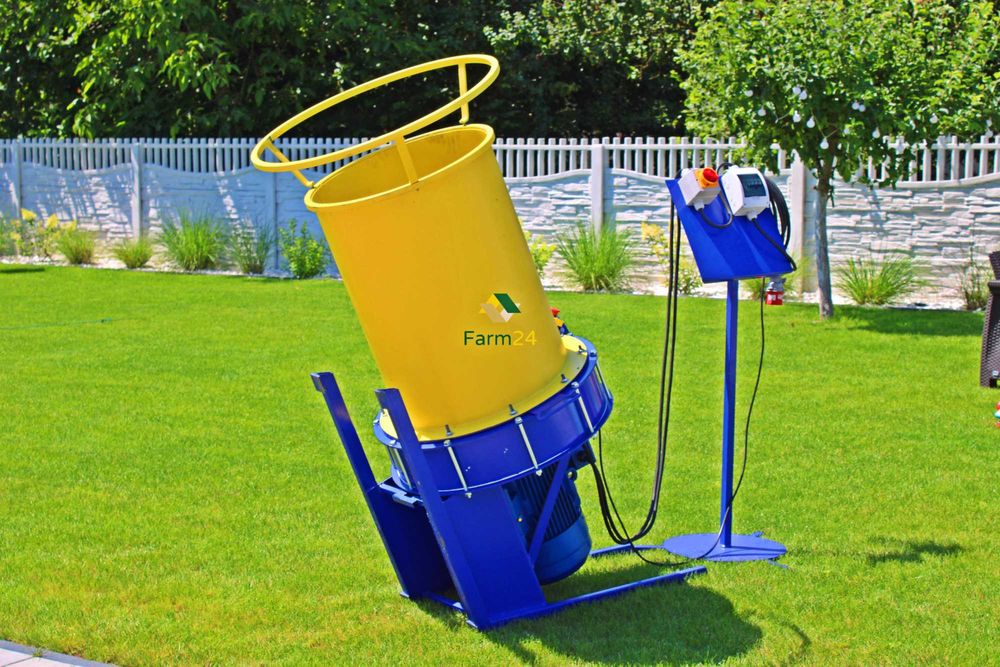 Śrutownik do słomy 11kW Rozdrabniacz słomy kostek Sieczkarnia do słomy