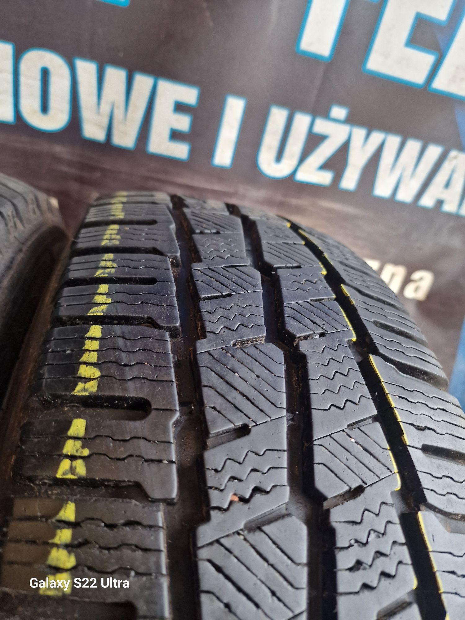 Opony zimowe 215/60/17C Michelin wzmacniane Para 9mm jak Nowe