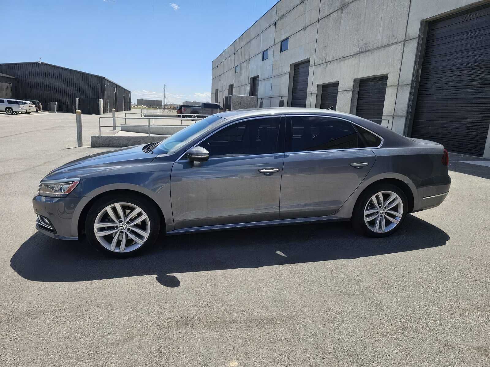 2018 Volkswagen Passat SE