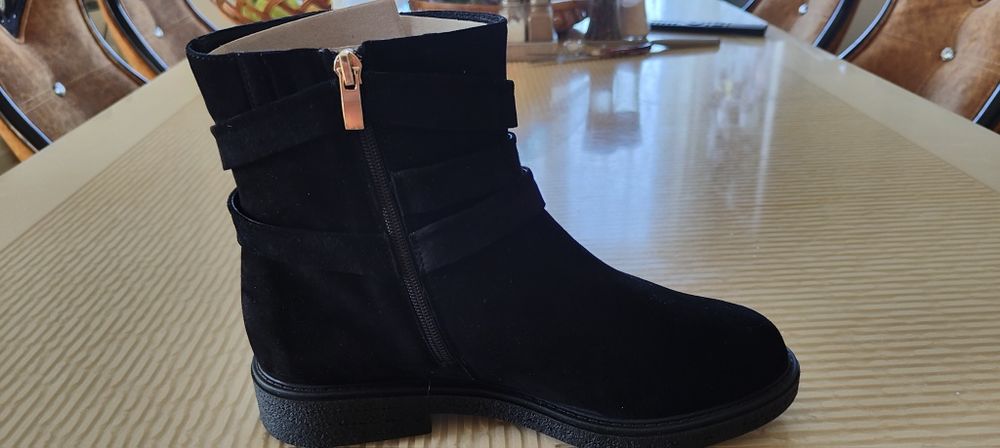 Получоботи замшеві демісезонні 39 розмір