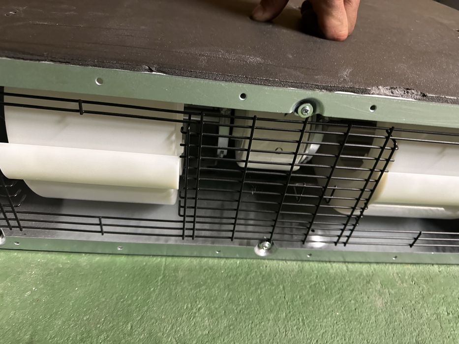 Daikin jesdostka przypodłogowa