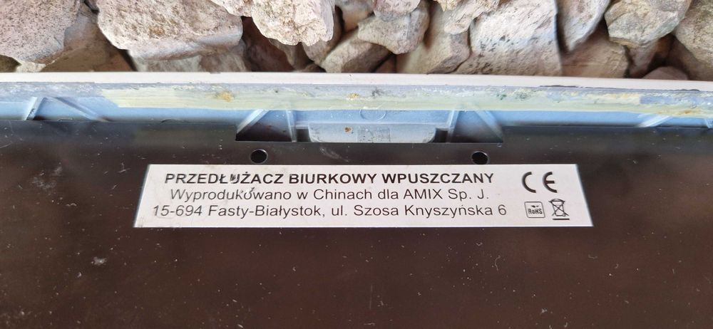 Gniazdo nablatowe wpuszczane przedłużacz biurkowy 3 gniazda trzy białe