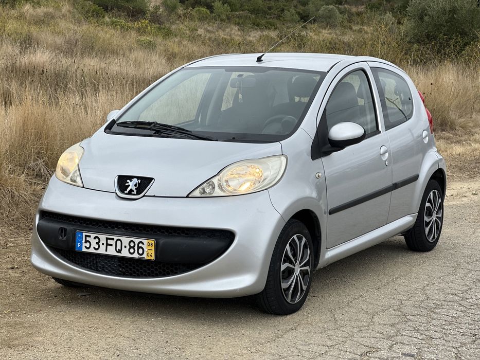 Peugeot 107 1.0 - Em muito bom estado