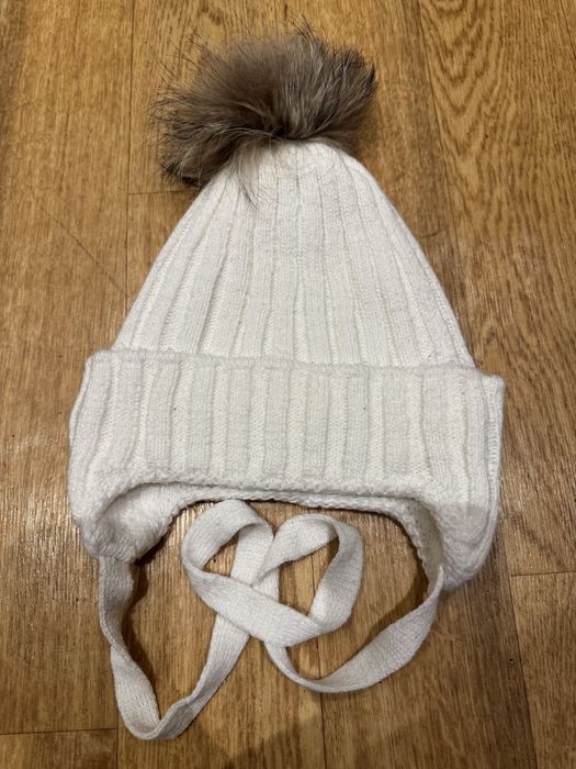 Зимова шапка для дівчинки