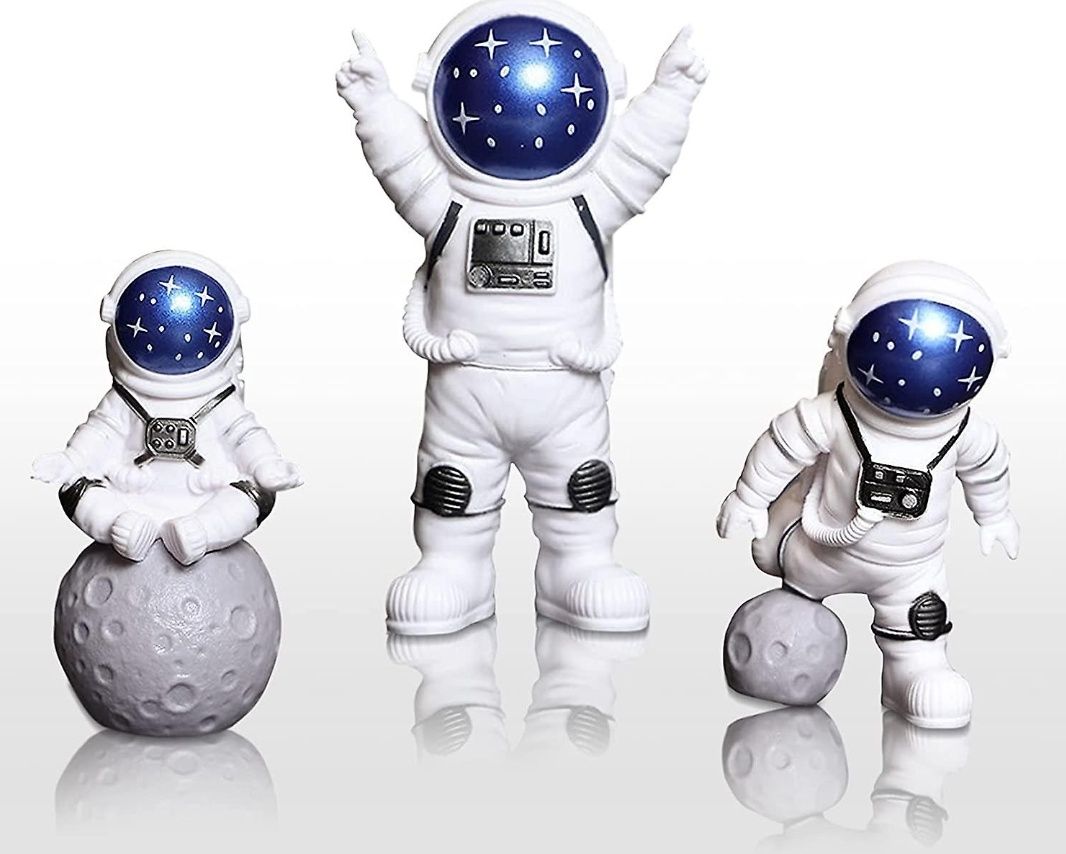 3 Śliczne Posągi Rzeźby Spaceman