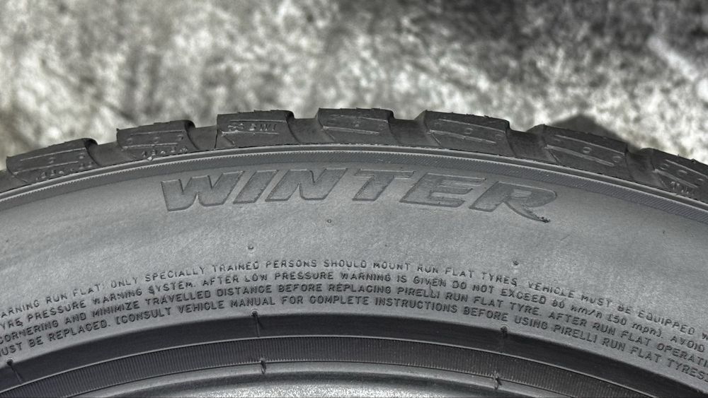 245/45 R18 Pirelli SottoZero3 | Зима | 2шт | XL | MOE RSC | Румунія |