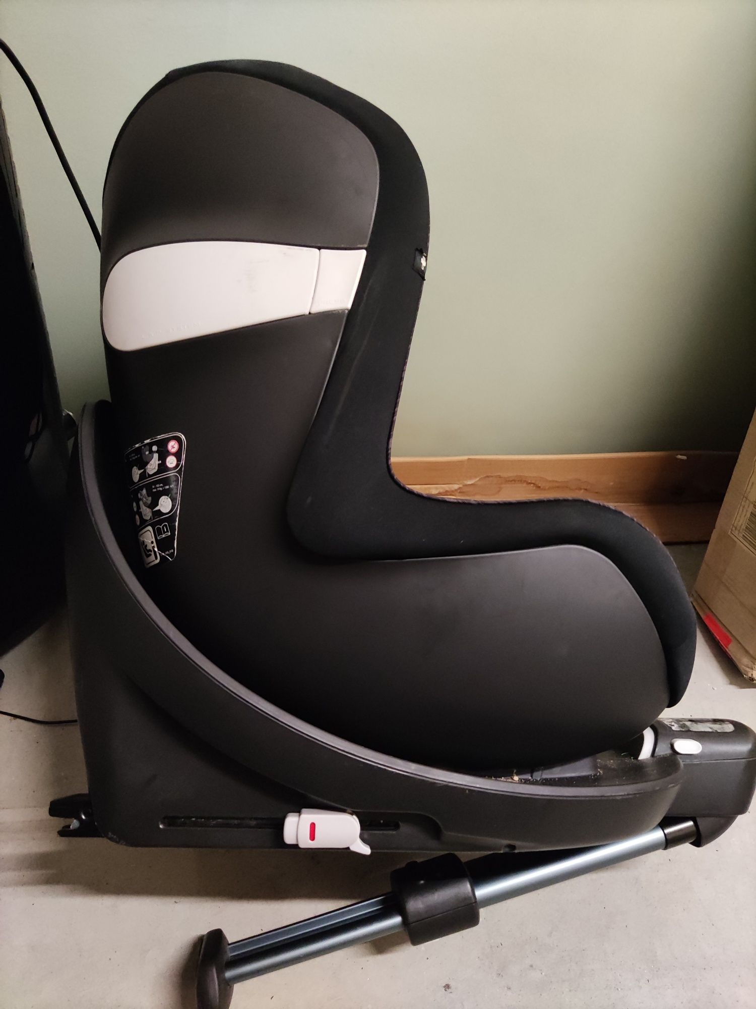 Cadeira para criança CYBEX Sirona M2 Classic Black ISOFIX e i-Size