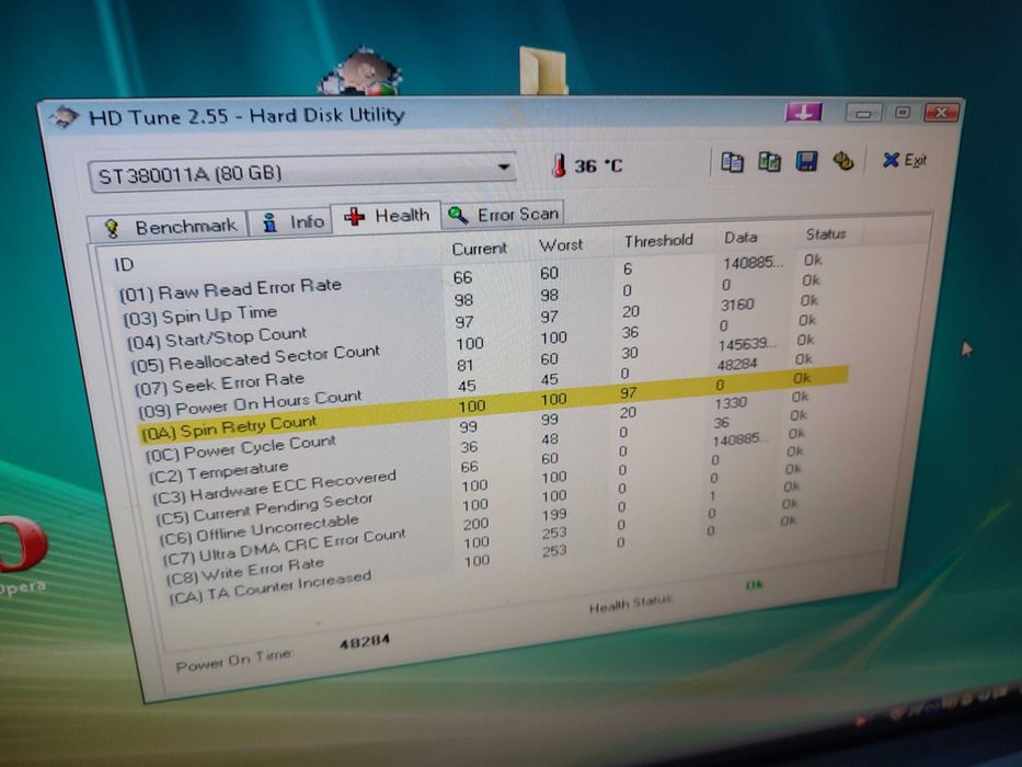Komputer GIGABYTE GA-8IR533 grafika radeon 9200 muzyczna realtek