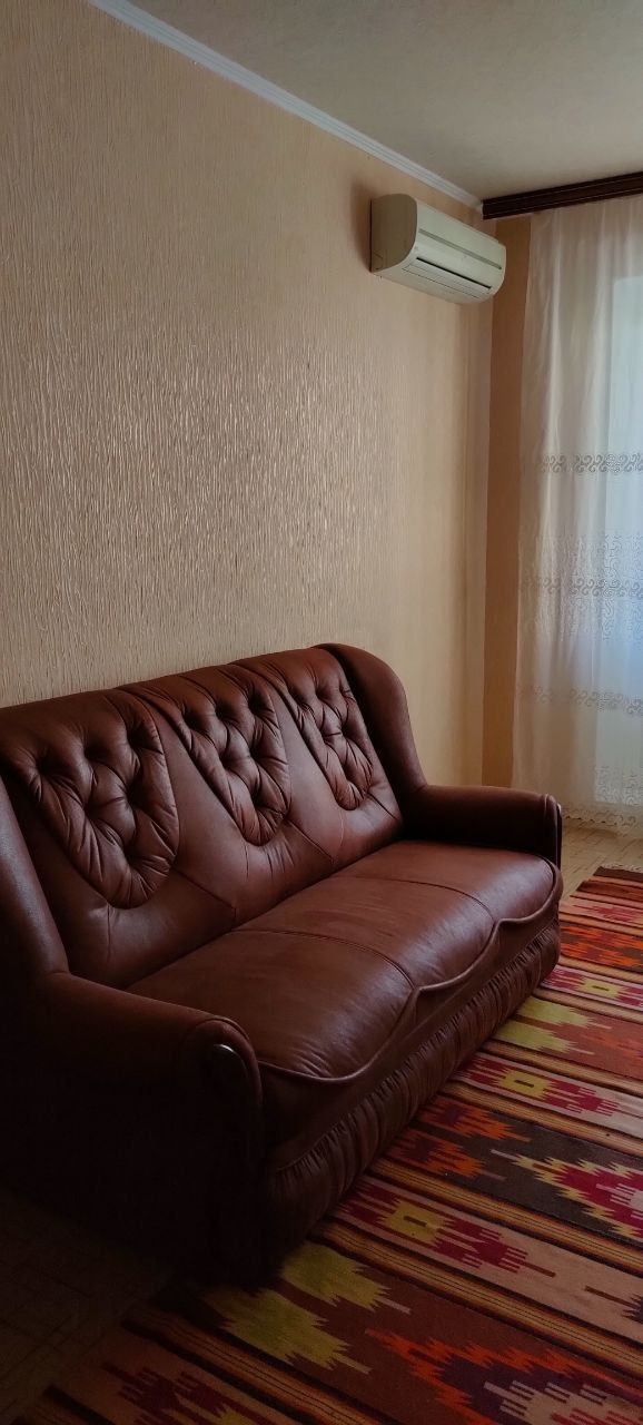Продам уютную 3- комнатную квартиру, Привокзальный